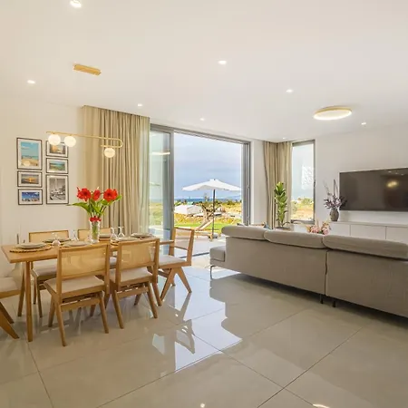Villa 360ᵒ View Polis